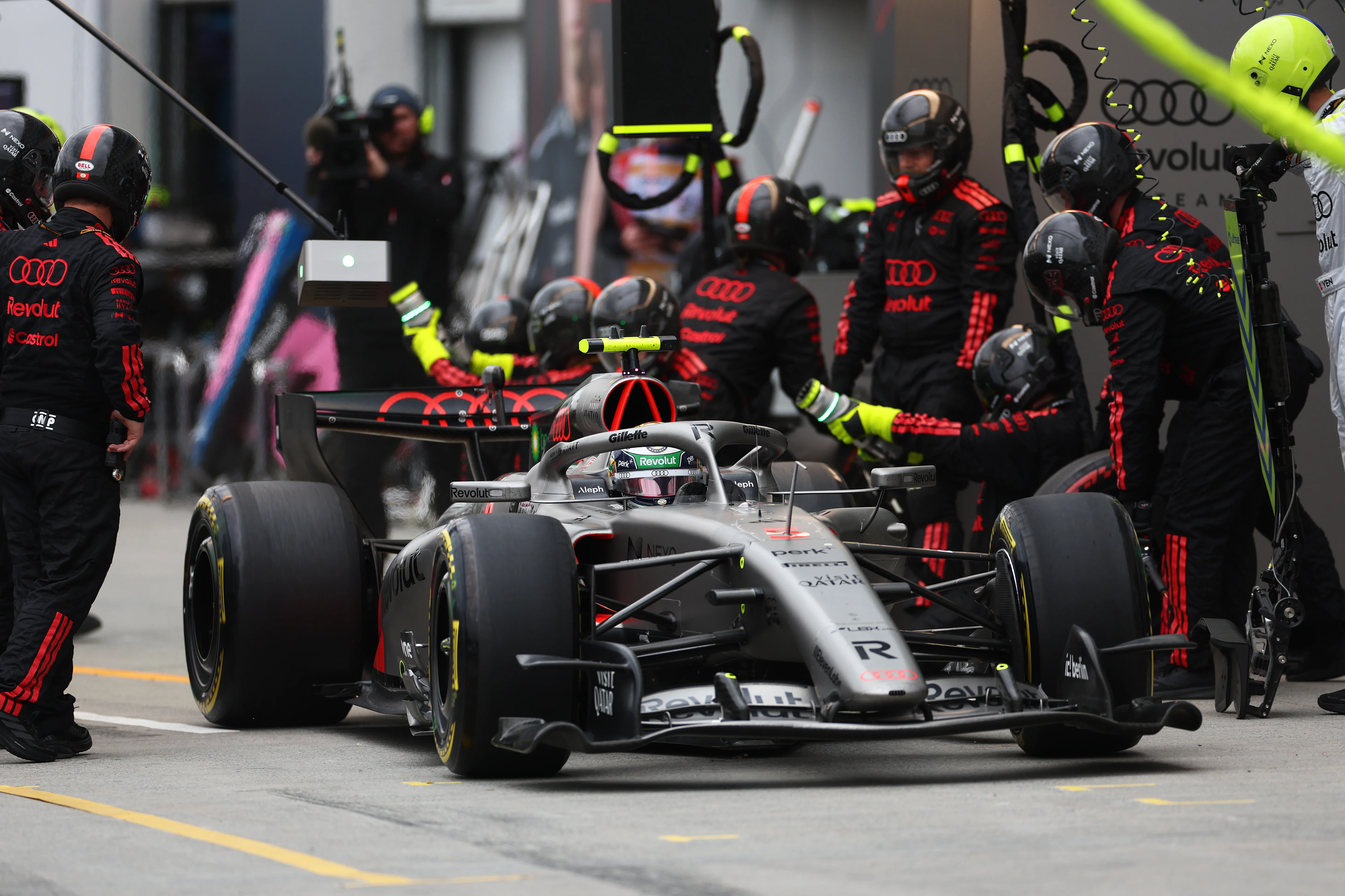 MONTREAL, QUEBEC – MAY 24: Gabriel Bortoleto of Brazil driving the (5) Audi F1 Team R26 makes a pitstop during the F1 Grand Prix of Canada at Circuit Gilles-Villeneuve on May 24, 2026 in Montreal, Quebec. (Photo by Peter Fox/Getty Images)