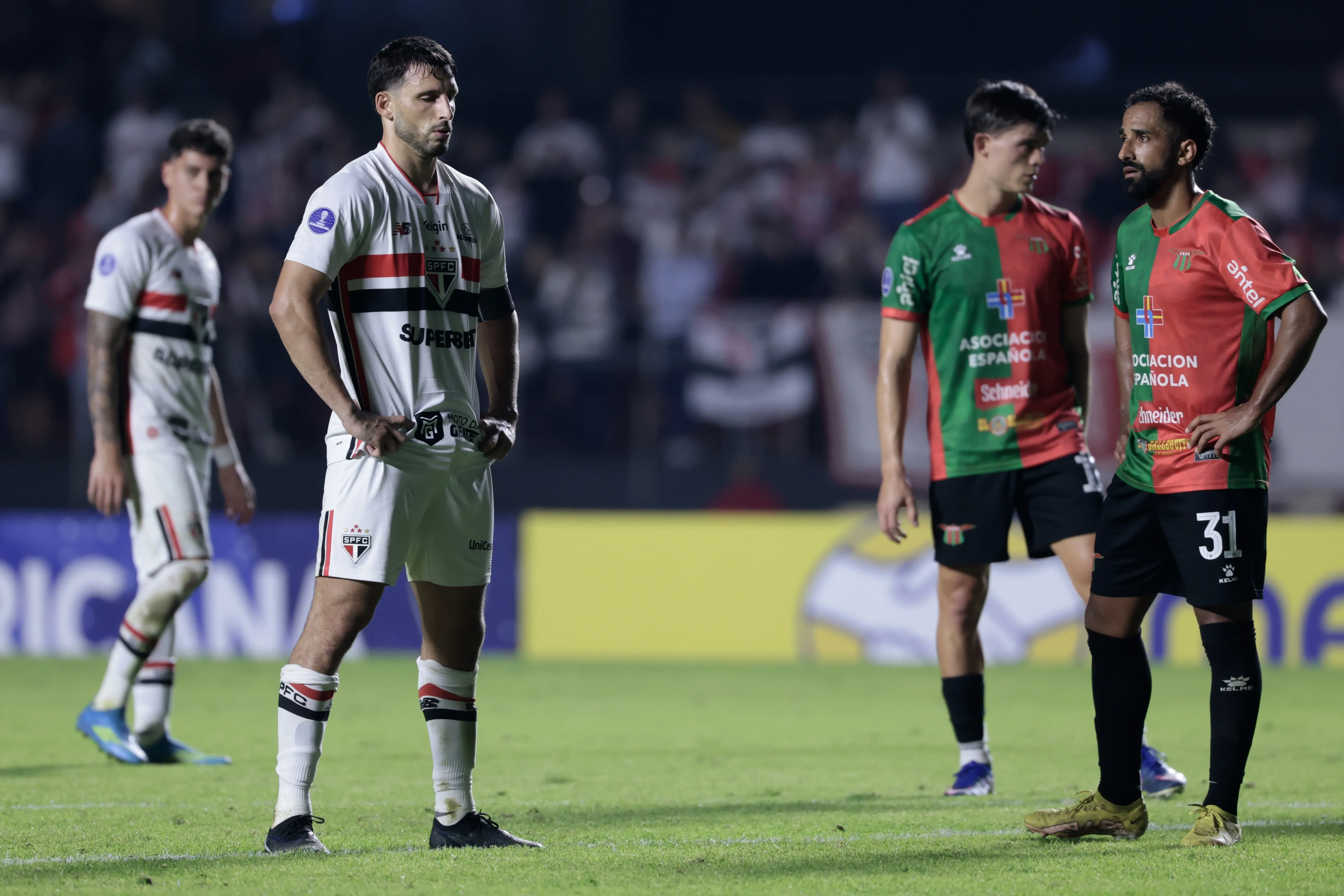 SP – SAO PAULO – 26/05/2026 – COPA SUL-AMERICANA 2026, SAO PAULO X BOSTON RIVER – Calleri jogador do Sao Paulo durante partida contra o Boston River no estadio Morumbi pelo campeonato Copa Sul-Americana 2026. Foto: Marcello Zambrana/AGIF