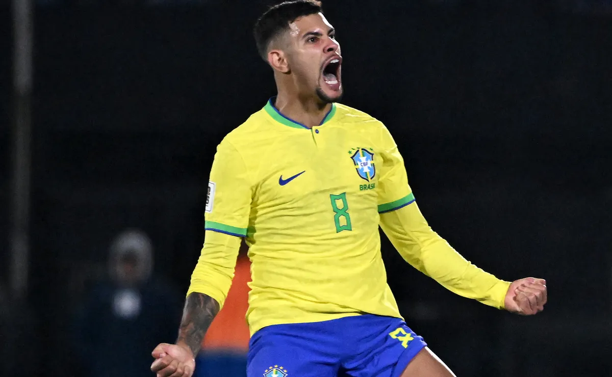 Bruno Guimarães cita Vini Jr, ex-Flamengo, e rebate críticas ao Brasil antes da Copa do Mundo 2026