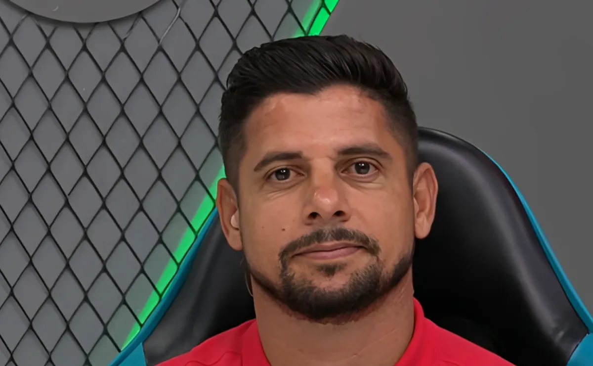 Cicinho prevê drama para o Palmeiras na Libertadores e crava derrota contra o Junior Barranquilla