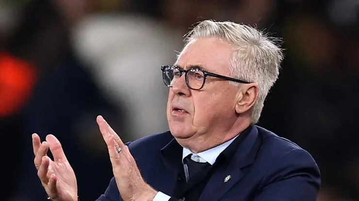 Carlo Ancelotti durante amistoso contra o Senegal.