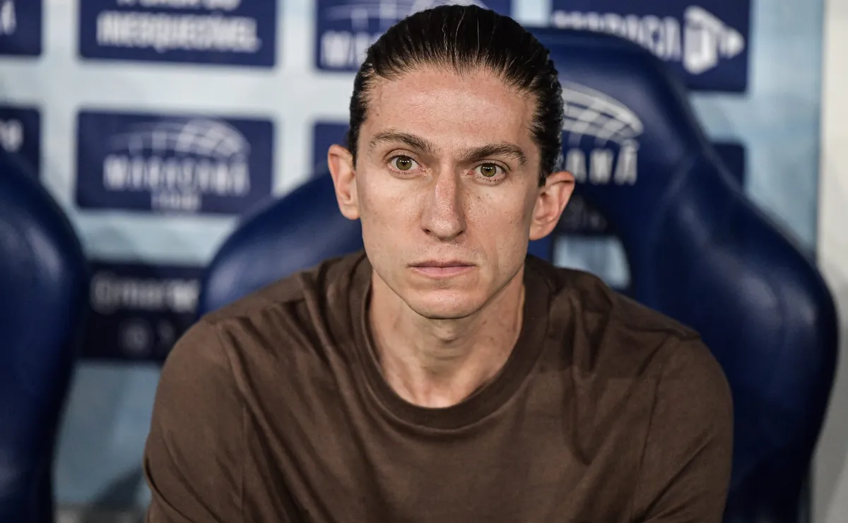 Filipe Luís chega ao Monaco, mas Ricardo Gomes foi o primeiro brasileiro a treinar o clube monegasco
