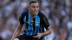 Carlos Vinicius jogador do Gremio durante partida contra o Vasco no estadio Sao Januario pelo campeonato Brasileiro A 2026. Foto: Jorge Rodrigues/AGIF