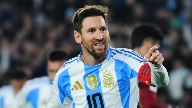 BUENOS AIRES, ARGENTINA - SEPTEMBER 04: Lionel Messi of Argentina celebrates after scoring the team's third goal during the South American FIFA World Cup 2026 Qualifier match between Argentina and Venezuela at Estadio Más Monumental Antonio Vespucio Liberti on September 04, 2025 in Buenos Aires, Argentina. (Photo by Marcelo Endelli/Getty Images)