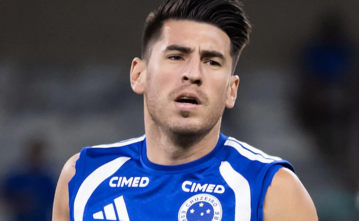 Villalba afirma que deseja renovar com o Cruzeiro: “A diretoria sabe”