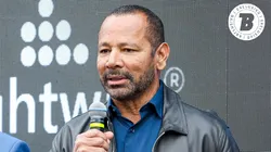 Neymar Pai durante evento no Santos