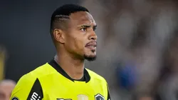 John ex-goleiro do Botafogo durante partida contra o Universidad de Chile no estadio Engenhao pelo campeonato Copa Libertadores 2025.