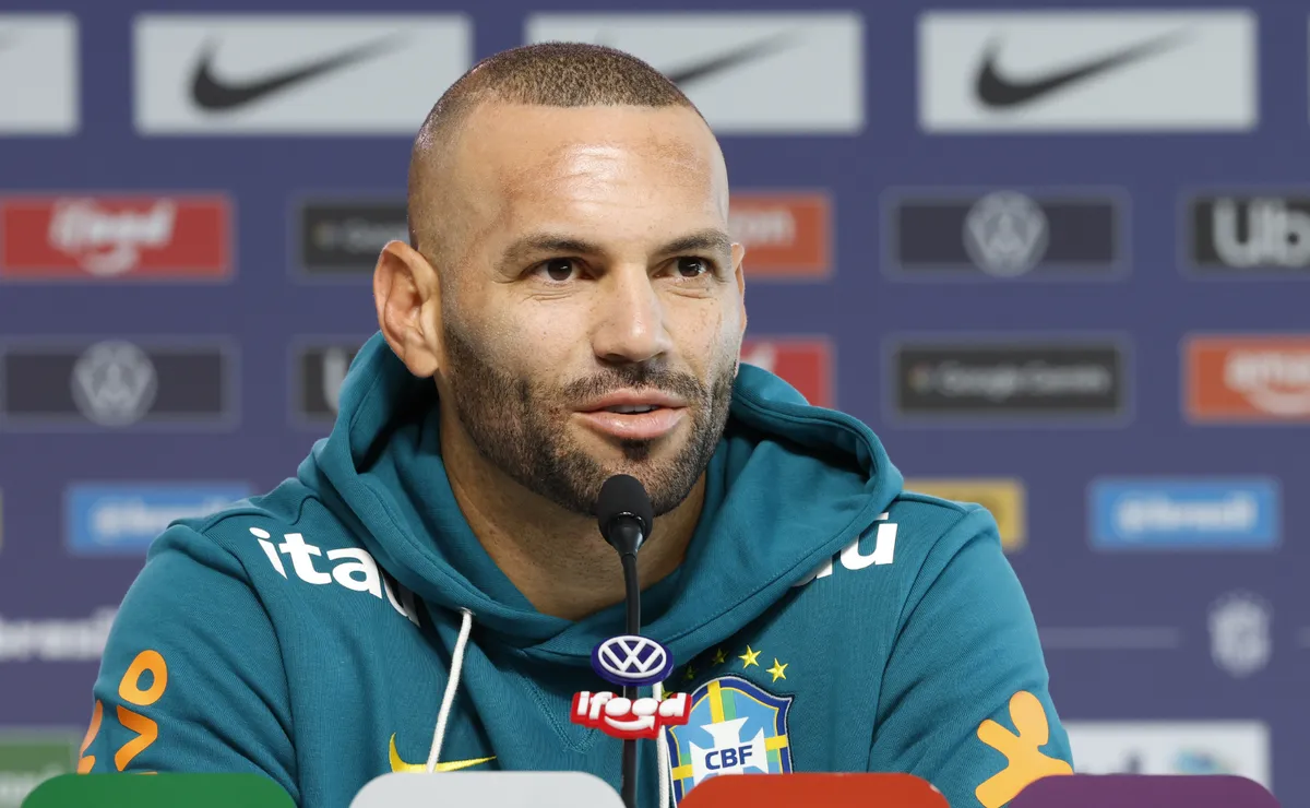 Weverton revela como trocar Palmeiras pelo Grêmio ajudou na convocação da Seleção Brasileira