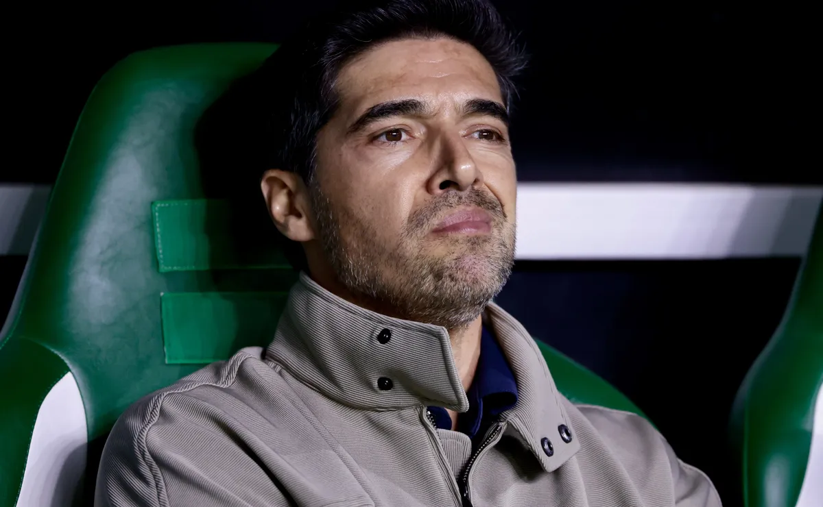 Abel Ferreira descarta saída após novos rumores: “Eu me sinto muito bem”