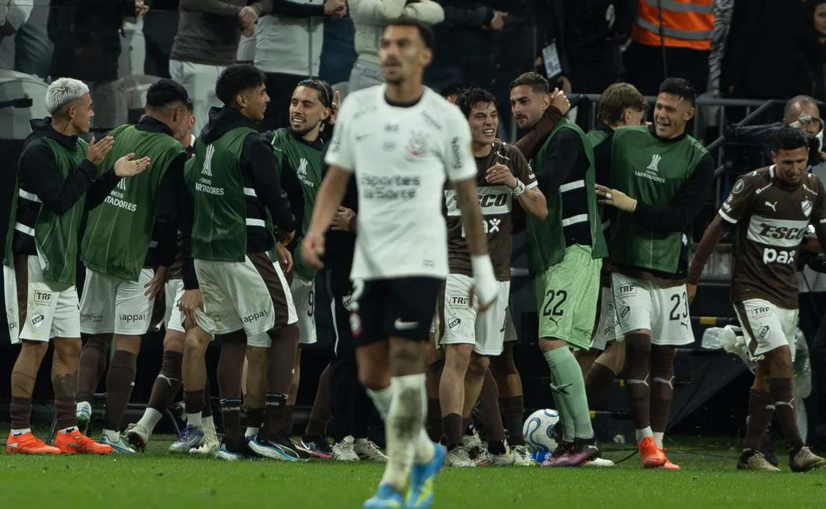 Corinthians amplia crise contra argentinos após nova derrota para o Platense