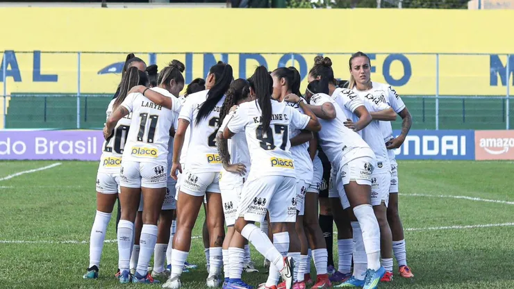Equipe do Santos em partida válida pela Copa do Brasil. Foto: Reinaldo Campos/Santos