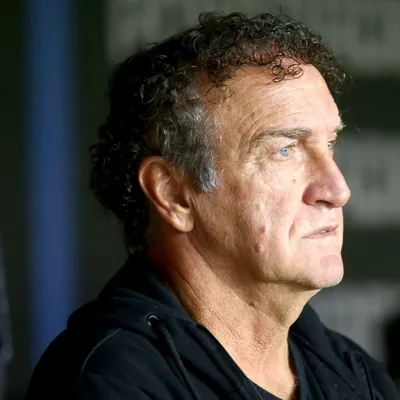 Santos faz último jogo antes da pausa mirando alívio no Brasileirão