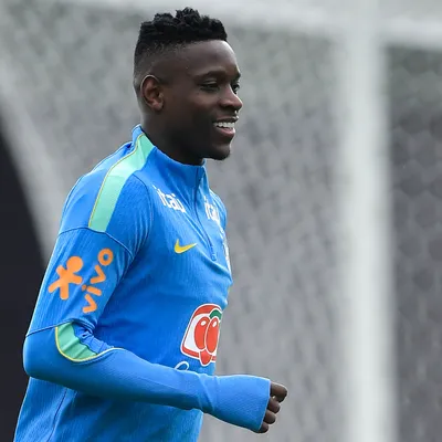 Palmeiras afasta rumores sobre Luiz Henrique