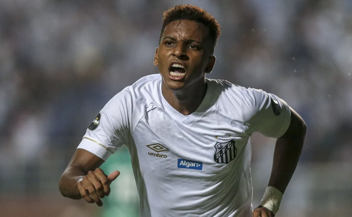 Rodrygo e Gabigol decidiram na última vitória do Santos sobre o Vitória na Vila Belmiro