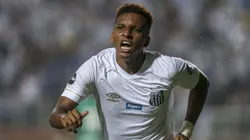 Rodrygo do Santos comemora seu gol durante partida contra o Guarani no estadio Pacaembu pelo campeonato Paulista 2019. Foto: Ale Cabral/AGIF