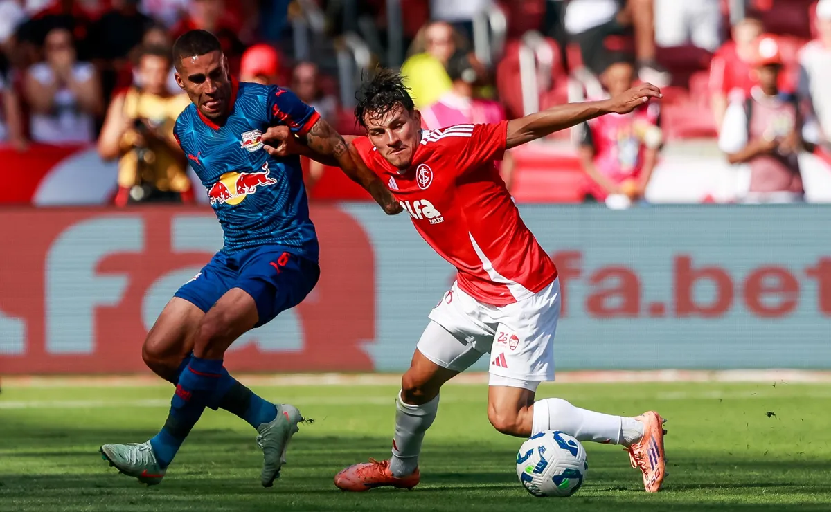 Vidente aponta possível tropeço do Internacional contra o Bragantino no Brasileirão