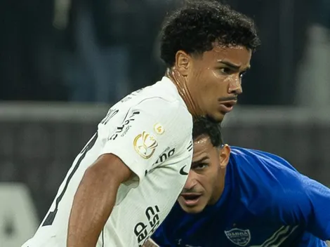 Torcida exalta Kaio César após primeiro tempo de Grêmio x Corinthians
