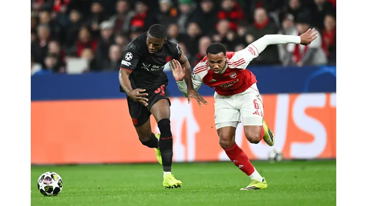 Gabriel Magalhães atuando pelo Arsenal (Foto: Stuart Franklin/Getty Images)