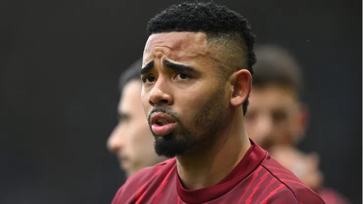 Situação de Gabriel Jesus no Arsenal repercute na torcida do Palmeiras.