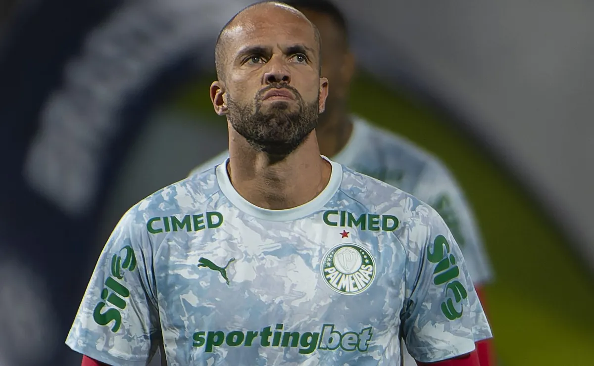 Marcelo Lomba minimiza desfalques e pede foco contra a Chapecoense