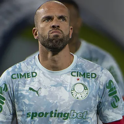 Lomba minimiza desfalques e pede foco em Palmeiras X Chapecoense