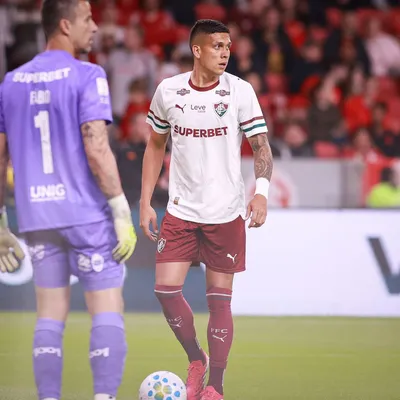 Colombiano volta ao time titular em duelo importante pelo Brasileirão