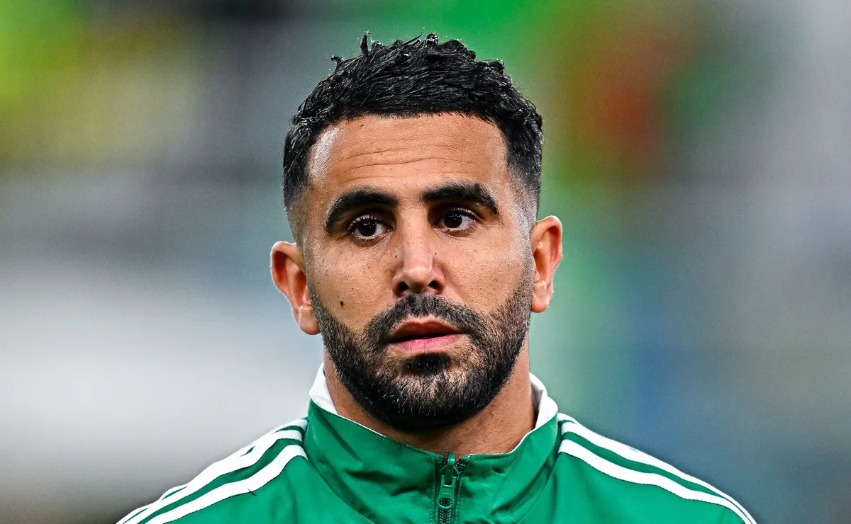 Argélia convoca Mahrez para a Copa e terá Luca Zidane entre os goleiros