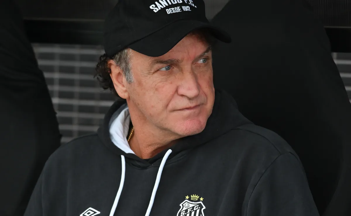 Cuca detalha planos para a intertemporada do Santos em Portugal