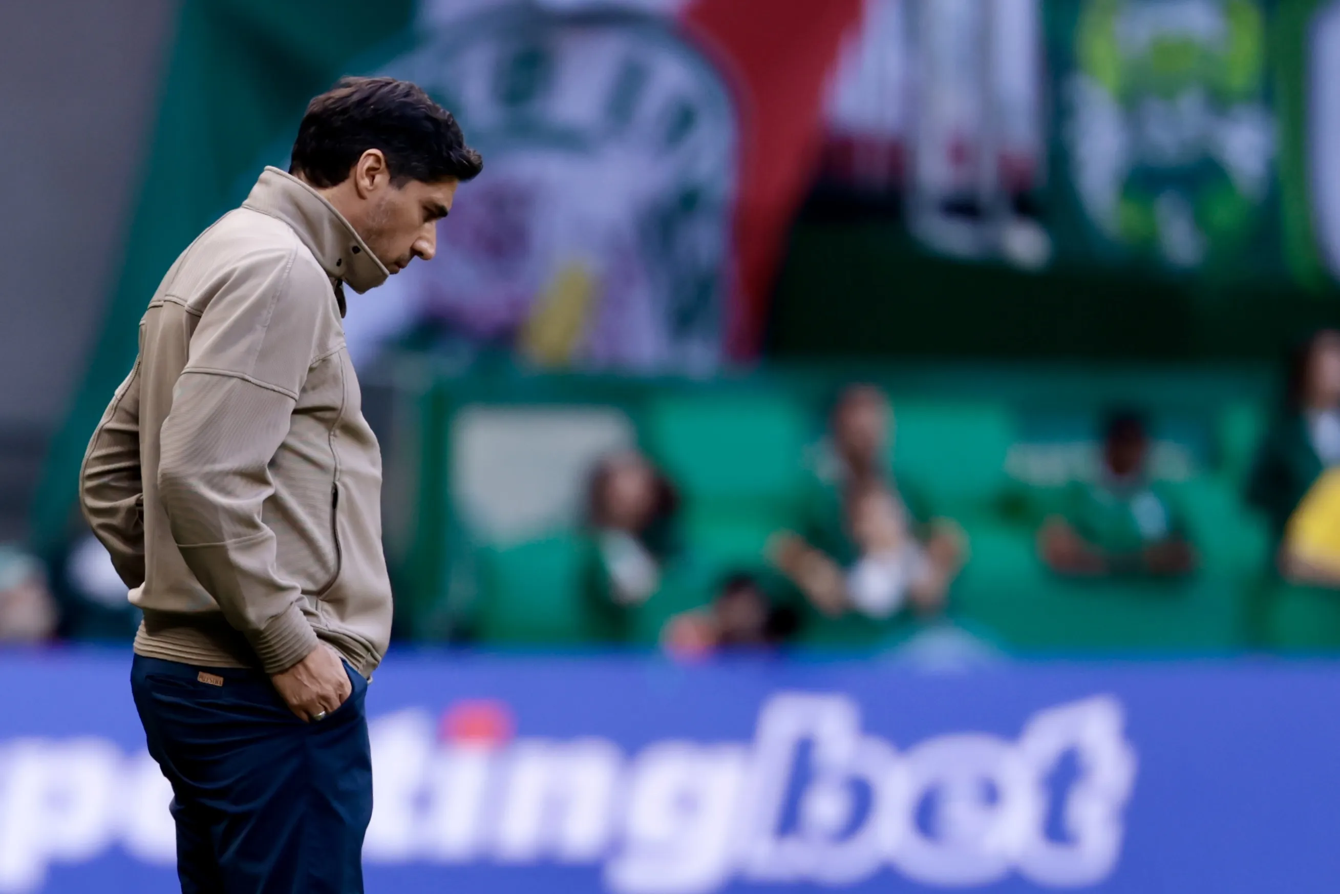 Abel Ferreira técnico do Palmeiras durante partida contra o Chapecoense. Foto: Marcello Zambrana/AGIF