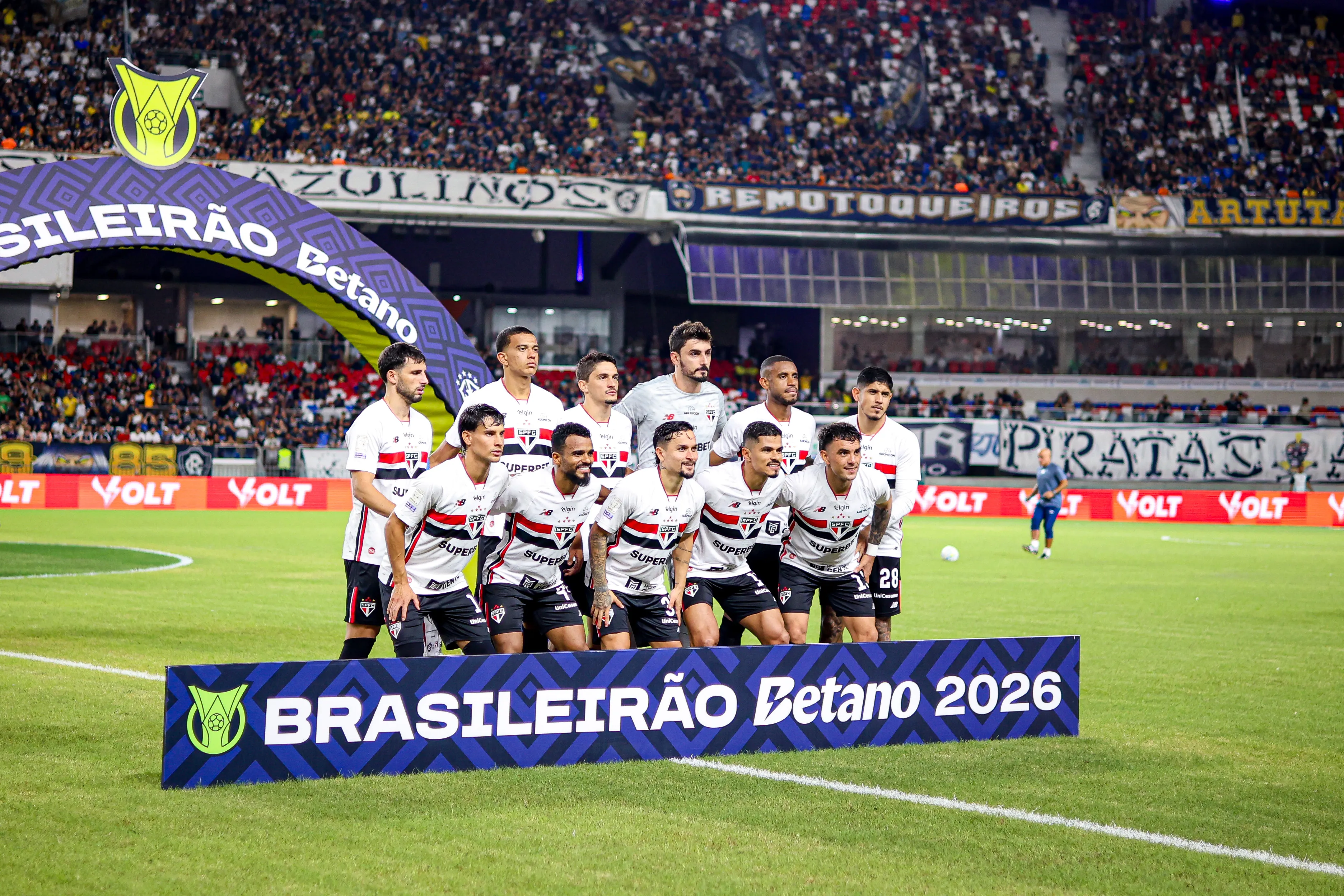 Os titulares do São Paulo. Foto: Fernando Torres/AGIF