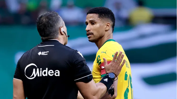 Felipe Fernandes de Lima, árbitro de Palmeiras x Chapecoense - Foto: Marcello Zambrana/AGIF
