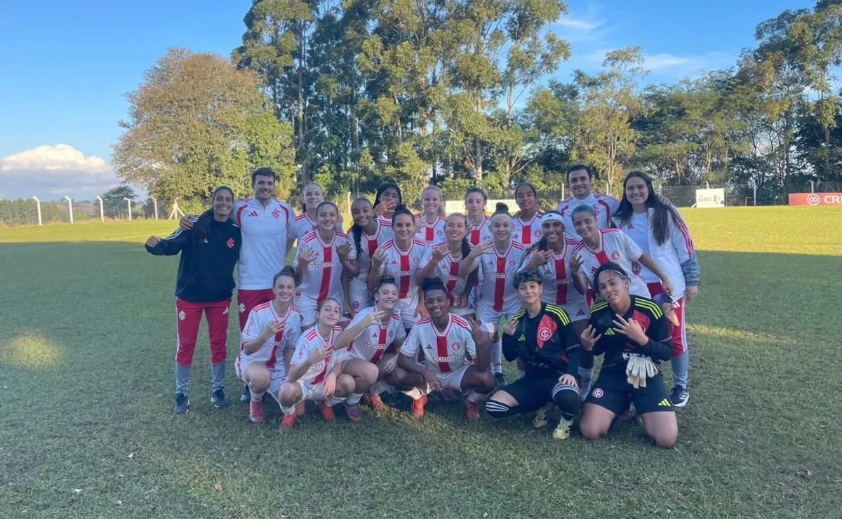 Internacional e Grêmio saem na frente nas semifinais do Campeonato Gaúcho Feminino Sub-15