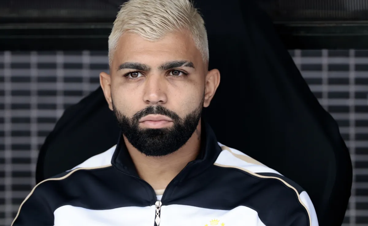 Gabigol iguala Washington e entra no top 10 de artilheiros da história do Brasileirão