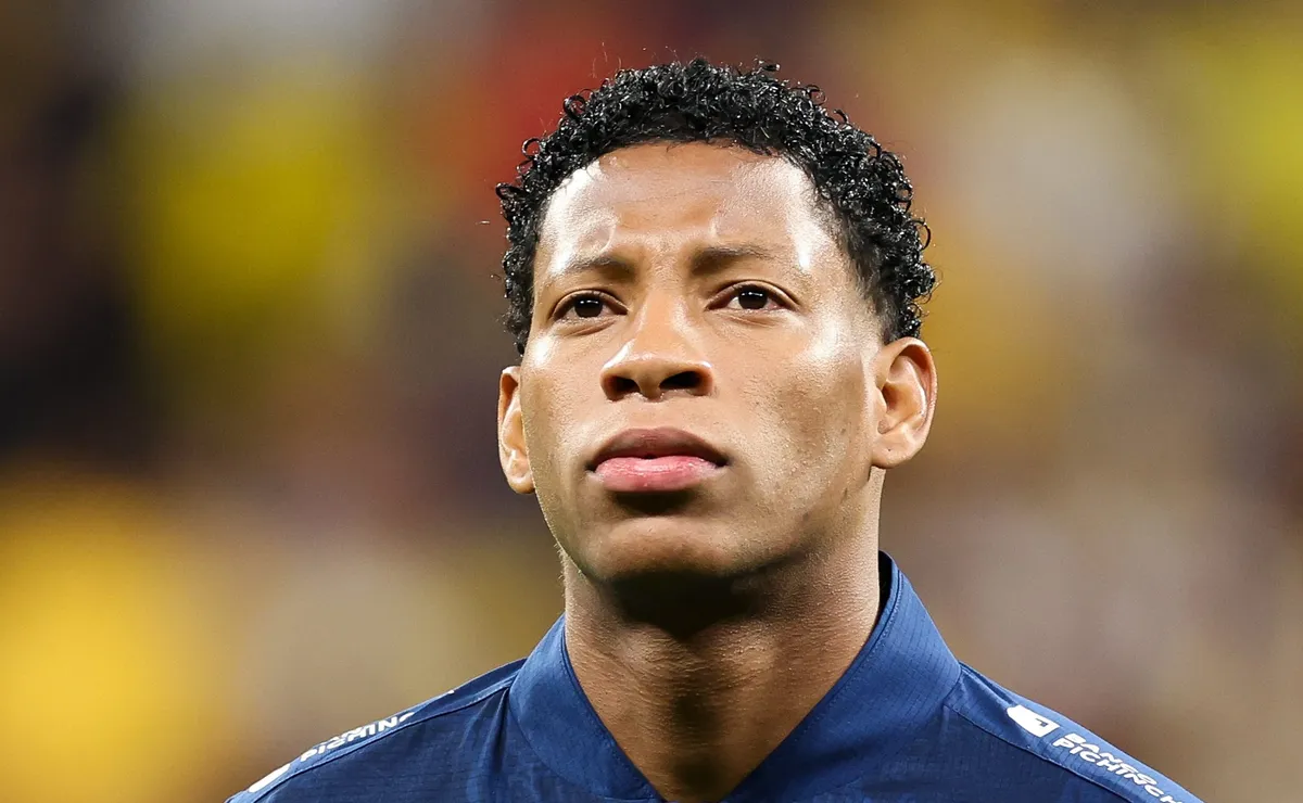 Convocado para a Copa pelo Equador, Gonzalo Plata ganha moral e Flamengo planeja mantê-lo