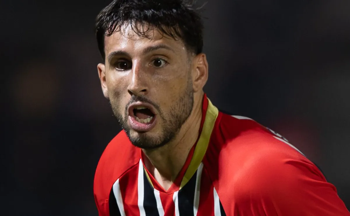São Paulo acredita em Calleri e prepara renovação do atacante até 2028
