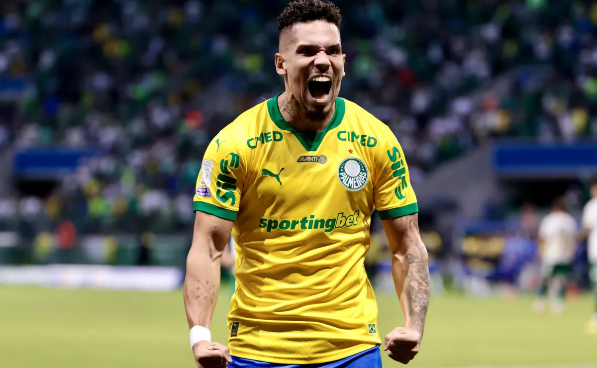 Paulinho volta com tudo, supera Luighi em média de gols e ganha protagonismo no Palmeiras