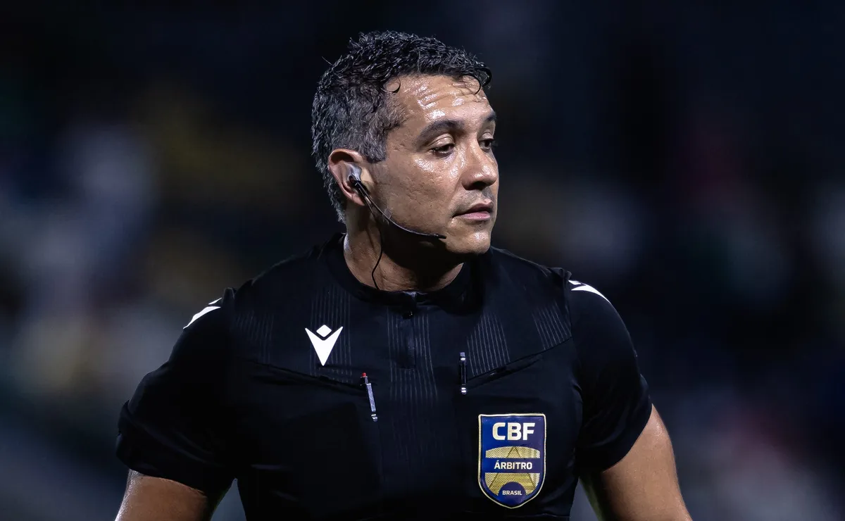 Erro de protocolo expõe arbitragem de Palmeiras x Chapecoense