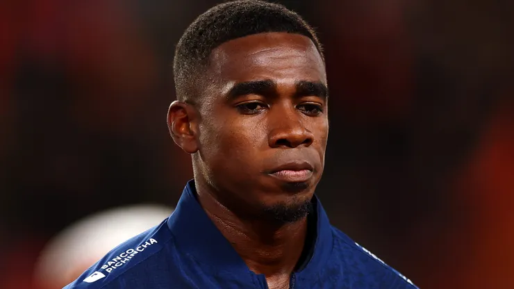 Félix Torres, jogador do Equador em amistoso contra a Holanda. (Photo by Dean Mouhtaropoulos/Getty Images)