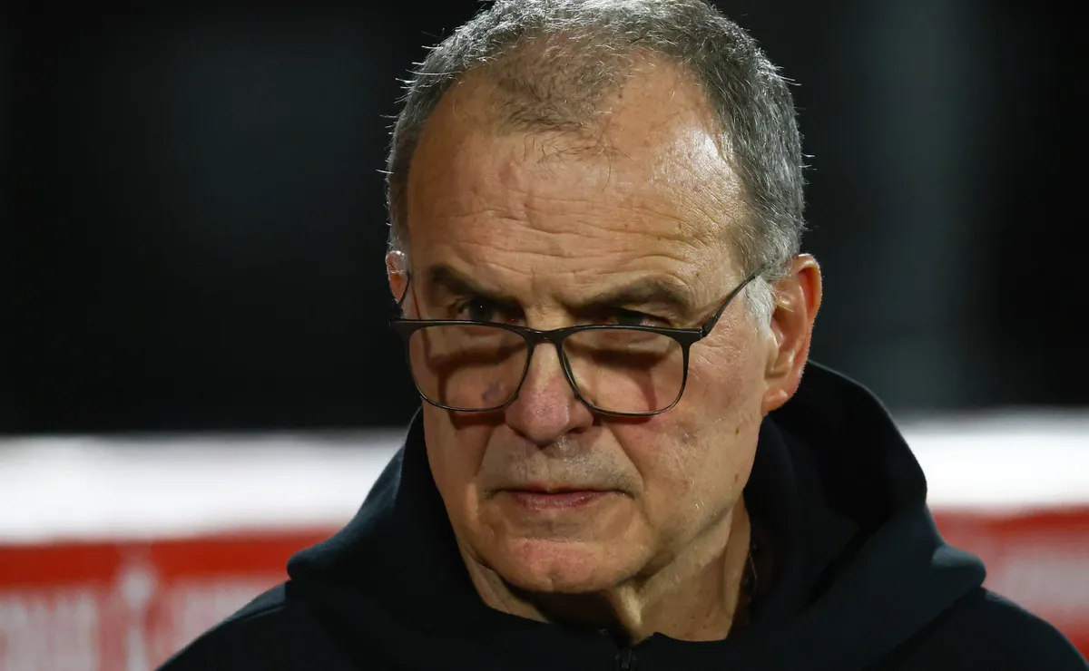 Bielsa expõe cuidado com Arrascaeta no Uruguai e revela dúvida sobre meia do Flamengo