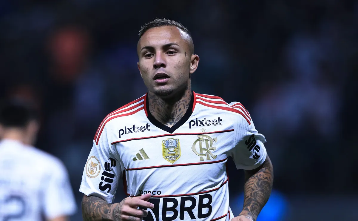 Everton Cebolinha decide ficar no Flamengo até o fim do contrato atual