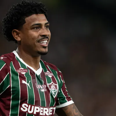 Brasileirão: John Kennedy alcança números de Fred em 2012