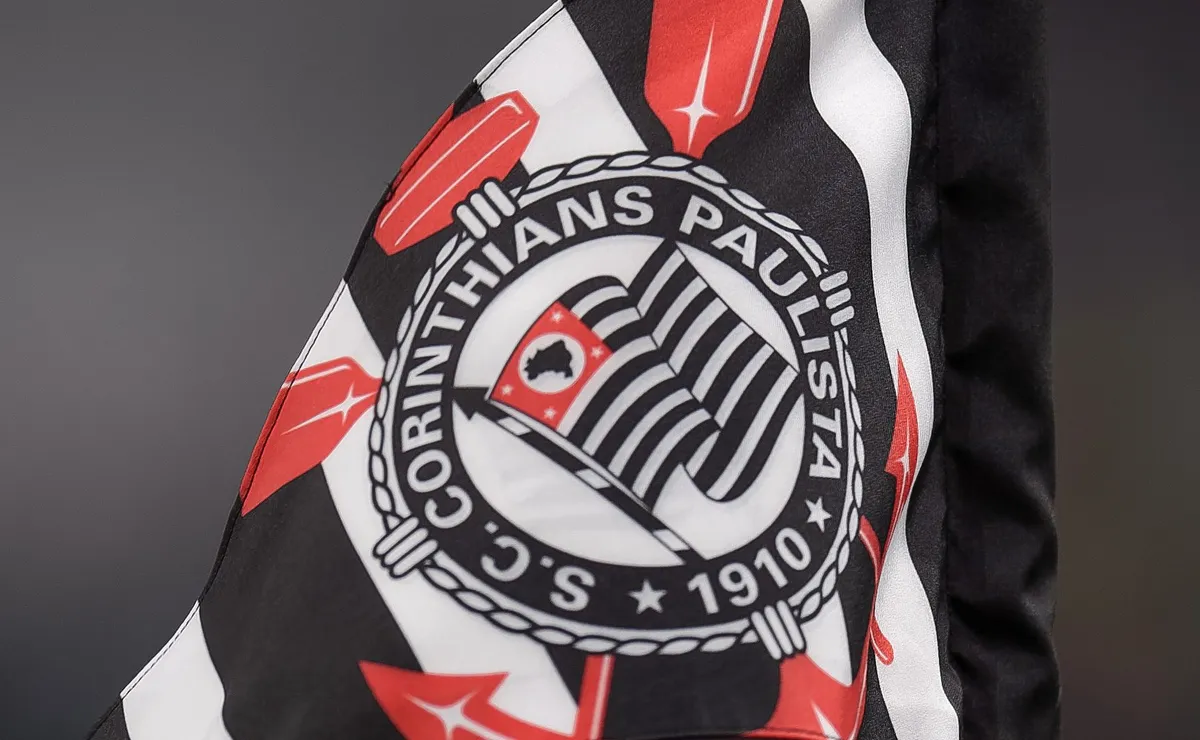 Corinthians negocia patrocínio milionário para fortalecer futebol feminino e outras modalidades
