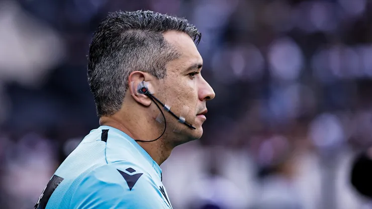 Felipe Fernandes de Lima, árbitro de Palmeiras x Chapecoense - Foto: Fabio Giannelli/AGIF