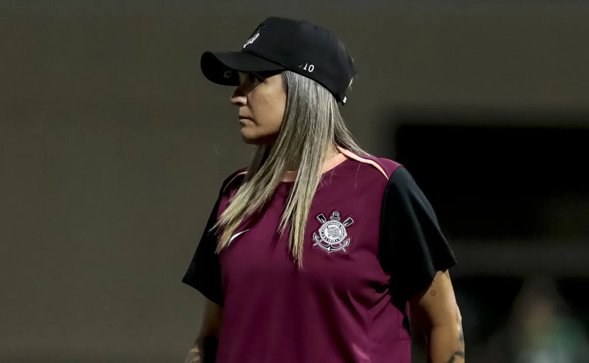 Emily Lima explica abraço em Vic Albuquerque após classificação do Corinthians sobre o Palmeiras