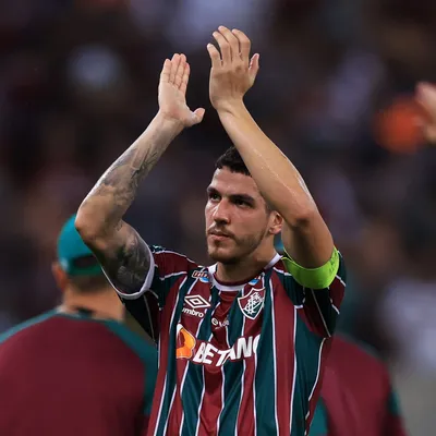 Apesar de negociar com Murilo, Palmeiras que assinar com Nino
