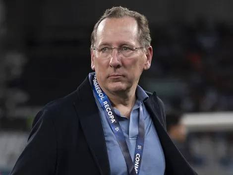 John Textor se recusa a deixar comando do Botafogo