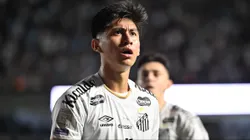 Miguelito negocia sua renovação com o Santos.