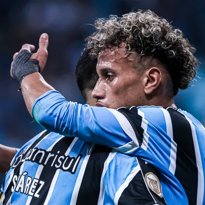 Flamengo sonda Bitello e meia entra na lista de reforços do Fla