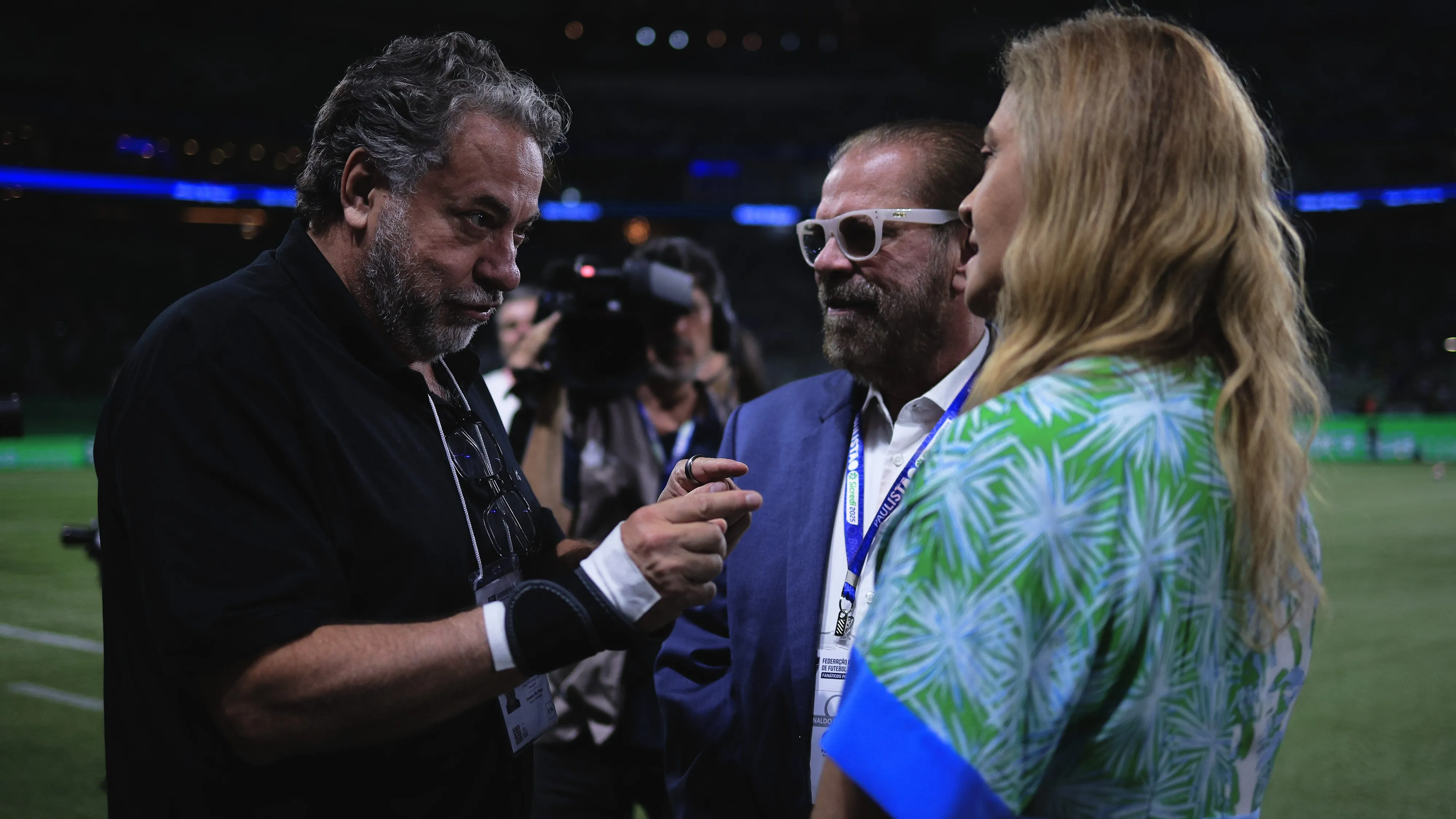 Leila Pereira e o ex-presidente Julio Casares: Relação cordial que acabou em polêmica –  Foto: Ettore Chiereguini/AGIF