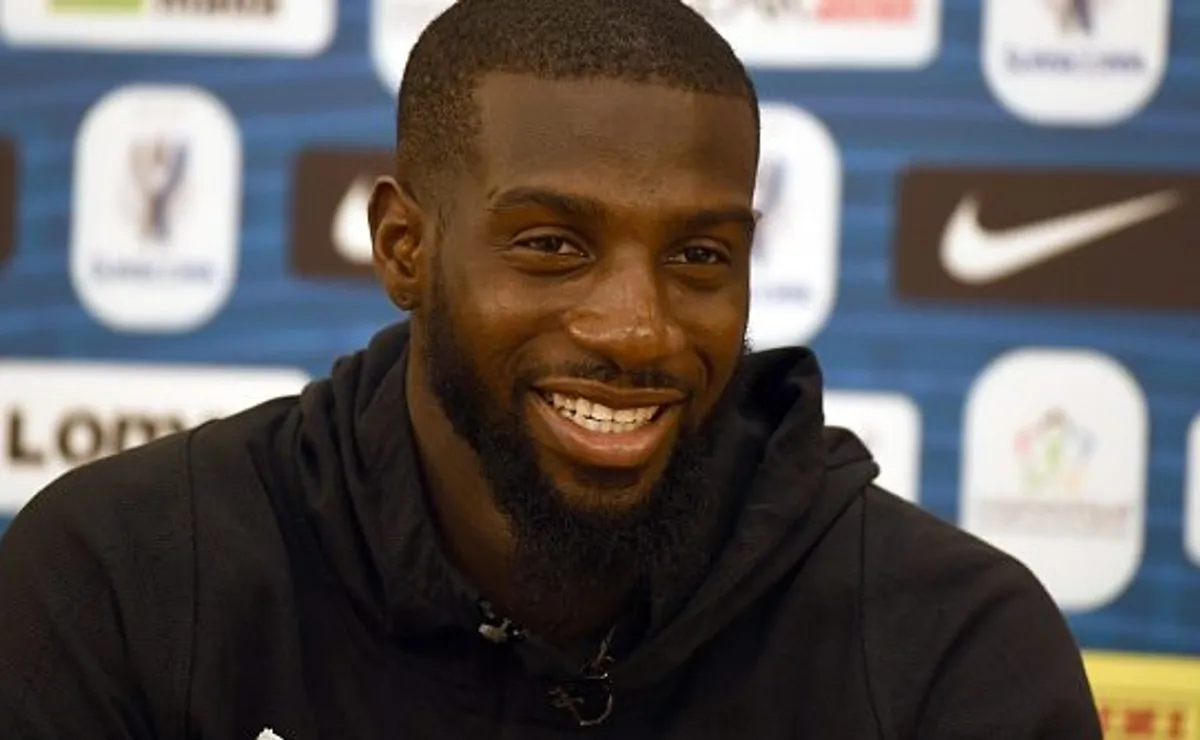 Corinthians volta a avaliar Bakayoko para substituir André em possível venda